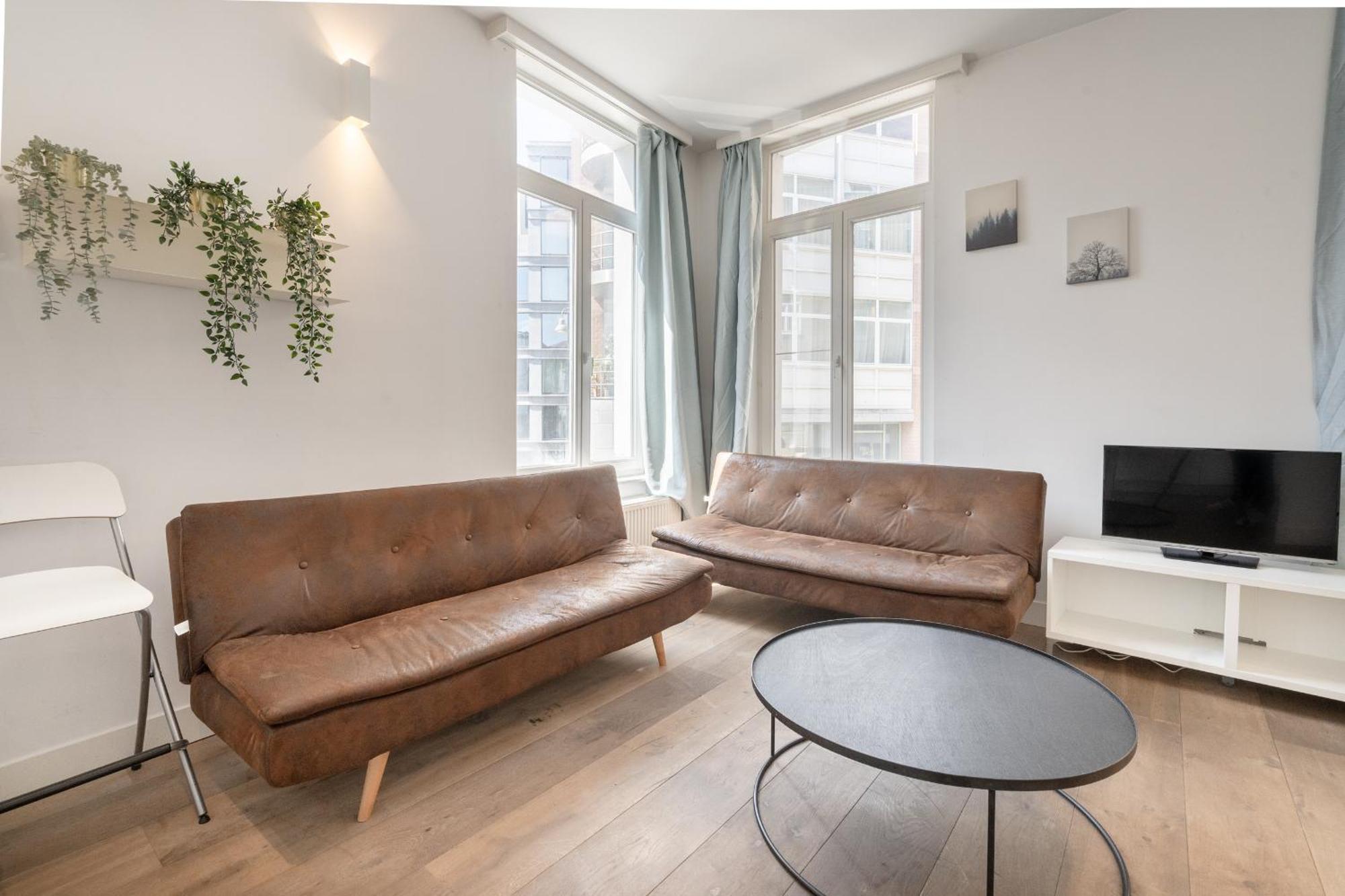Beautiful Modern Apartment In The Heart Of אנטוורפן מראה חיצוני תמונה